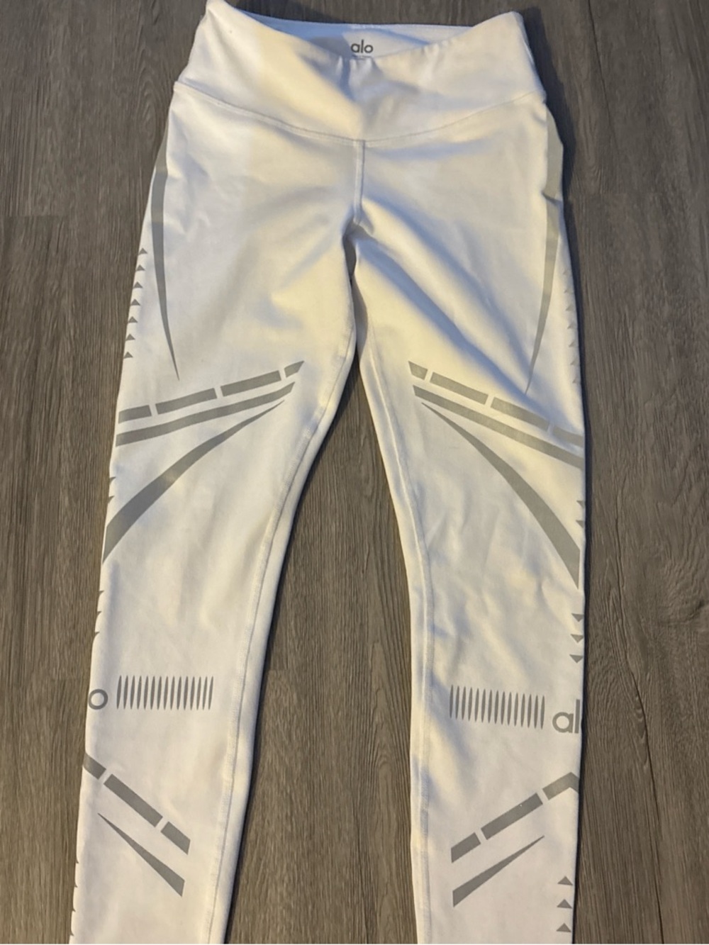 ALO Yoga White Performance Top with Subtle Logo
